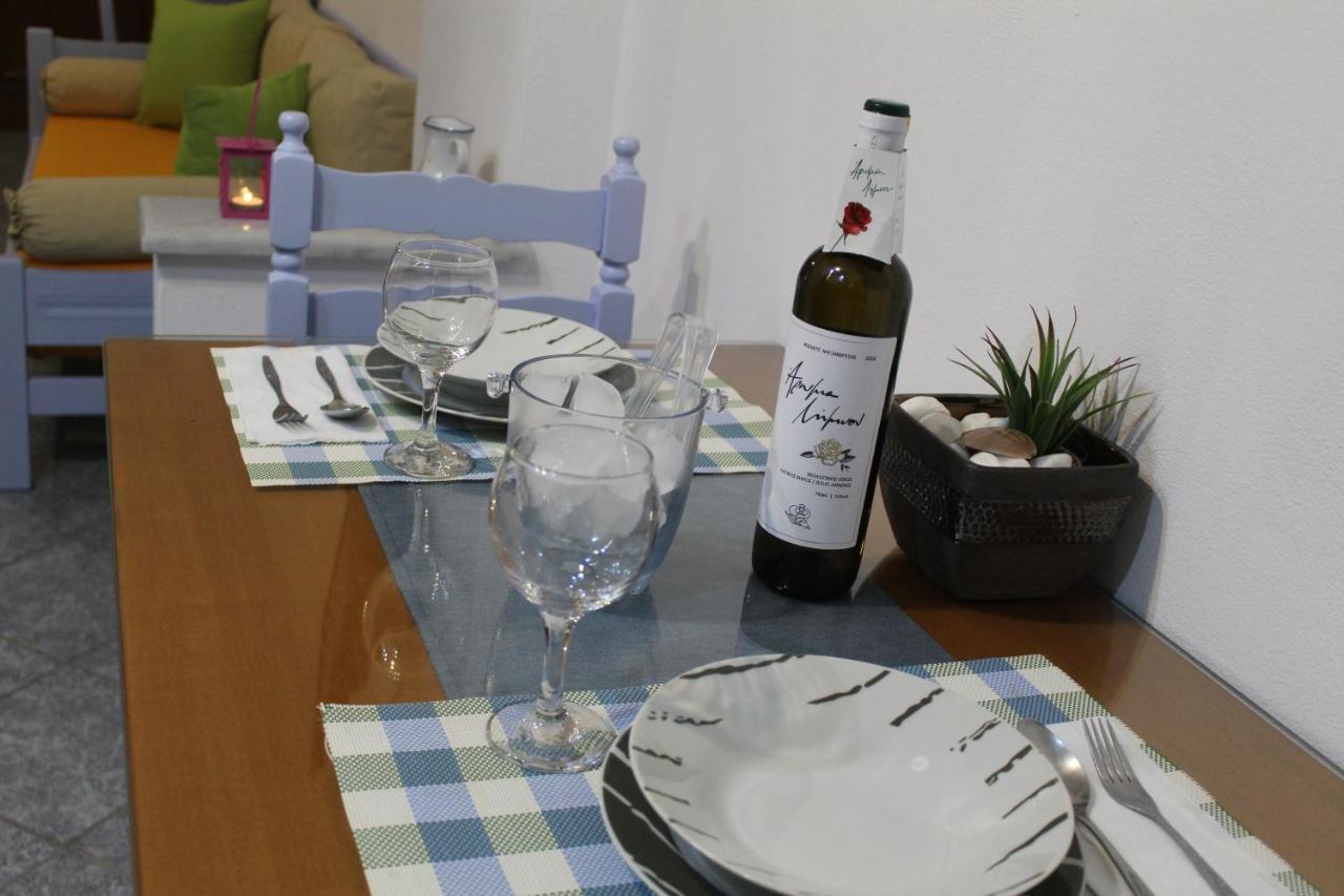 Vakis Apartments Romanon Exterior foto